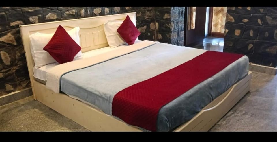 Elephant County Resort Bed and Breakfast in Kerala