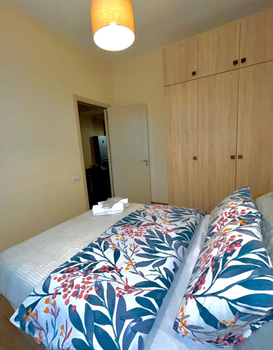 Bed, Bedroom, wardrobe