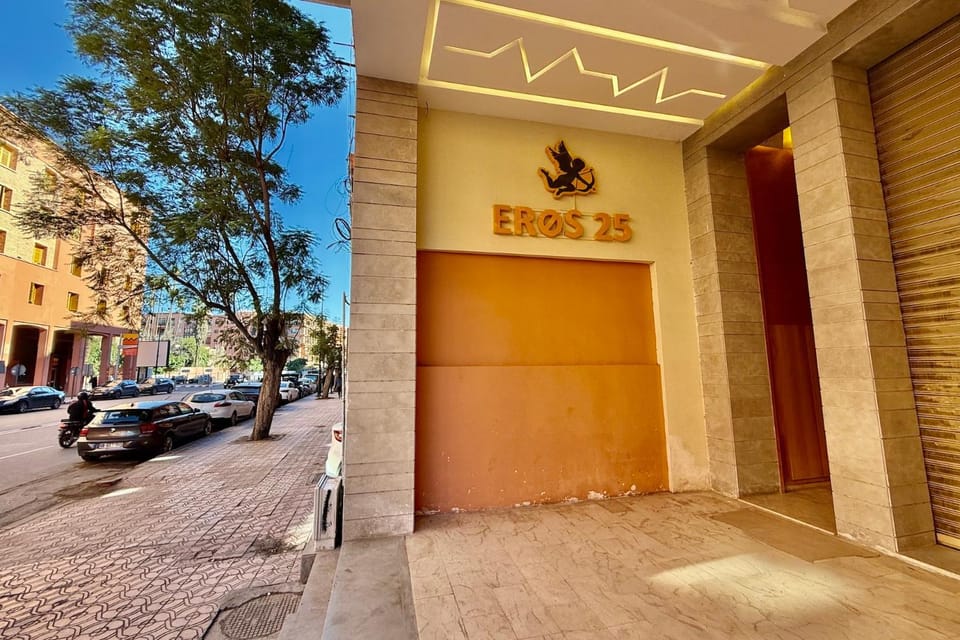 Property building, Street view
