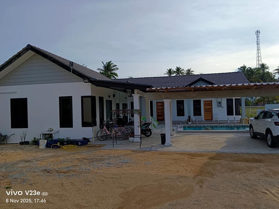 Makok Seaview roomstay Vacation rental in Terengganu, Malaysia