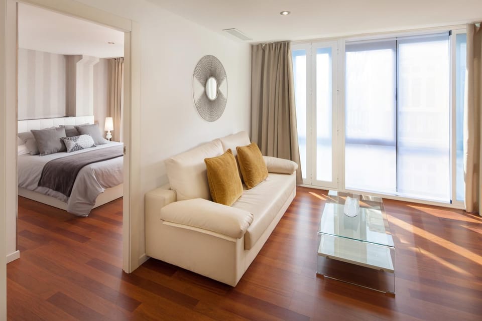 Living room, Bedroom