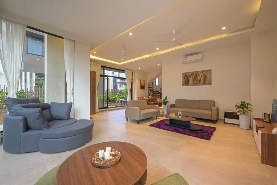Living room, Seating area