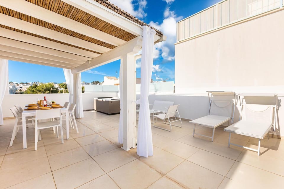 Patio, Hot Tub
