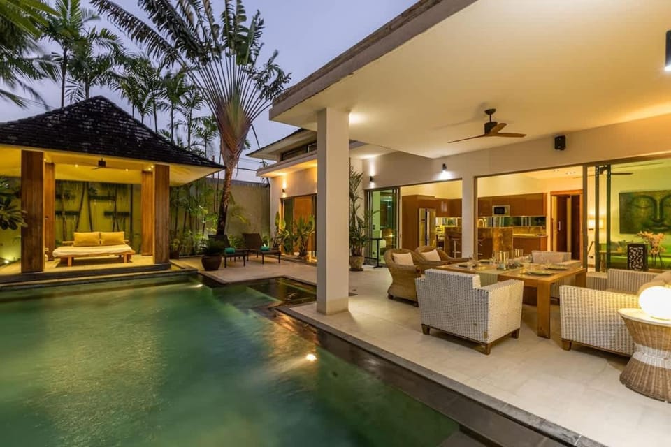 Pool view, Swimming pool