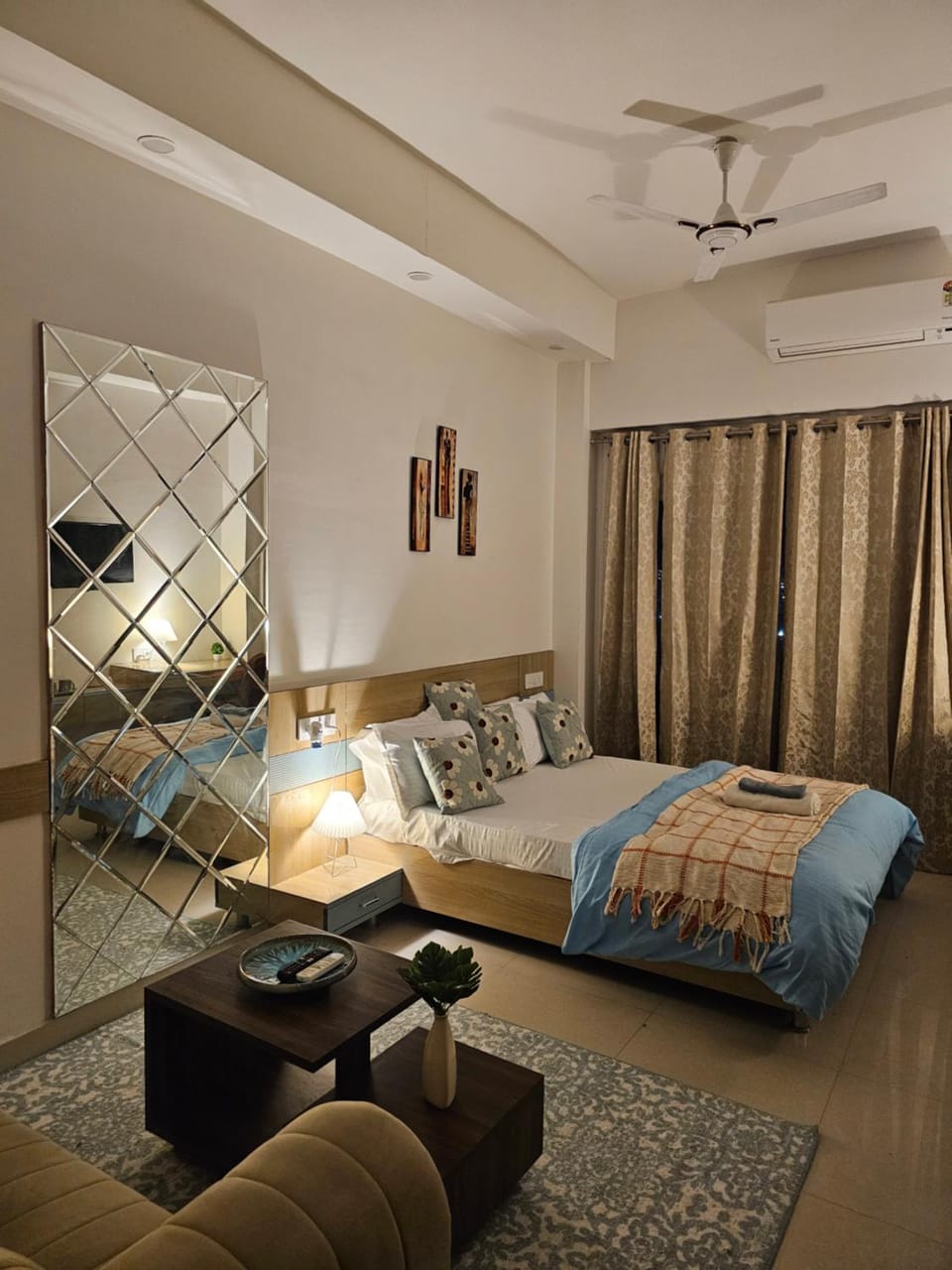 Oasis By GatsbyStays Apartment in Noida