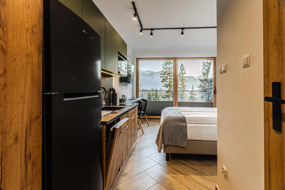 Kitchen or kitchenette, Living room