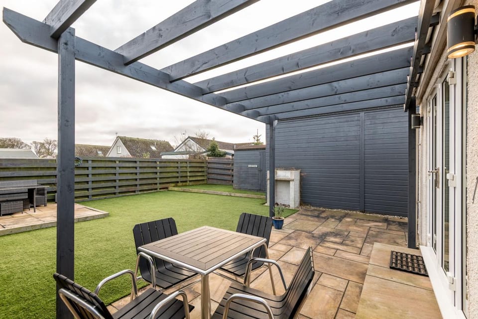 Patio, Garden, Garden view