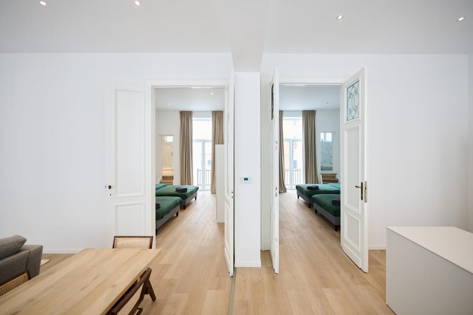 Louise City 2 Apartment in Saint-Gilles
