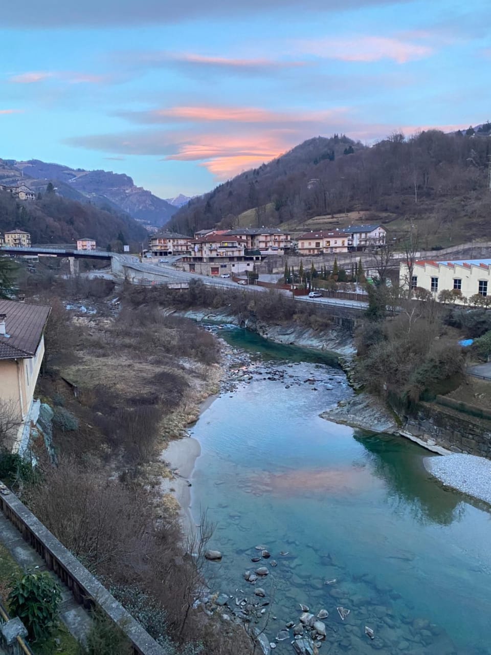 Nearby landmark, Natural landscape, Mountain view, River view