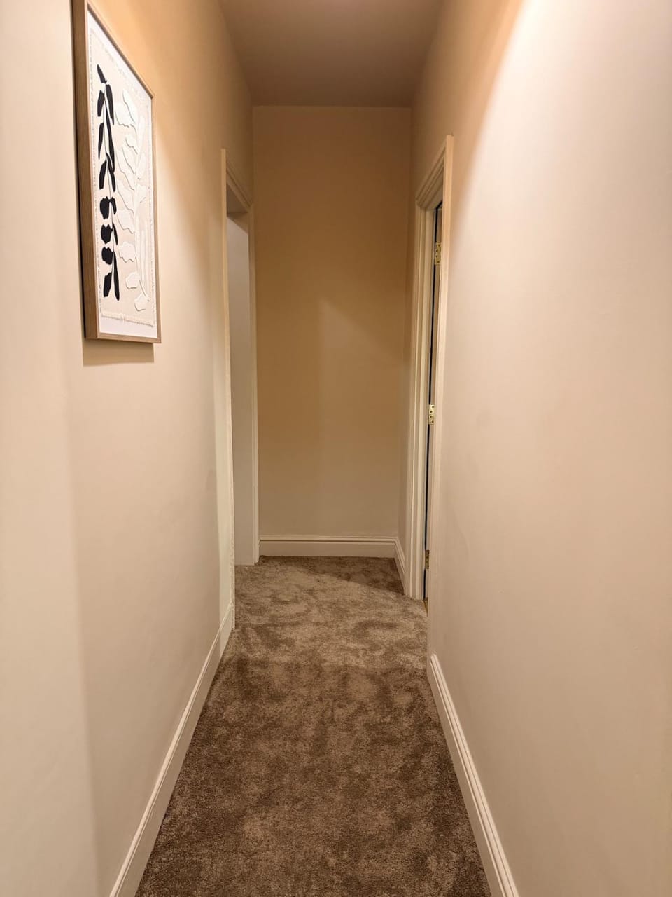 Contractor 4BD Carlisle Long Stay w Wi-Fi, Washer, Smart TVs & Parking House in Carlisle