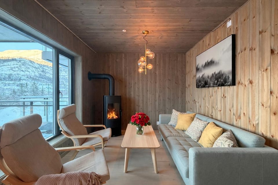 Living room, Seating area, fireplace