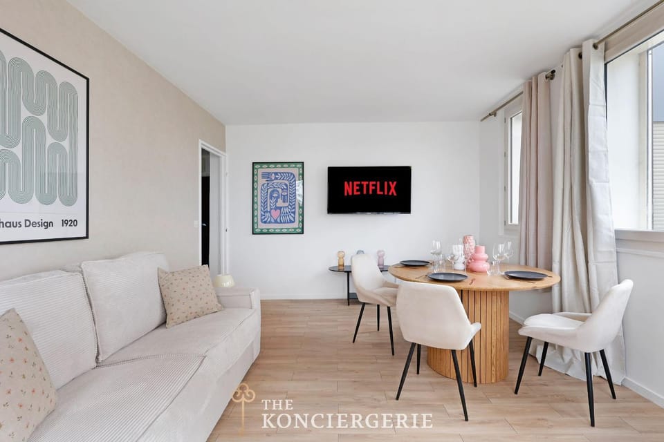 Cozy Haven in the Heart of Buttes-Chaumont Apartment in Paris