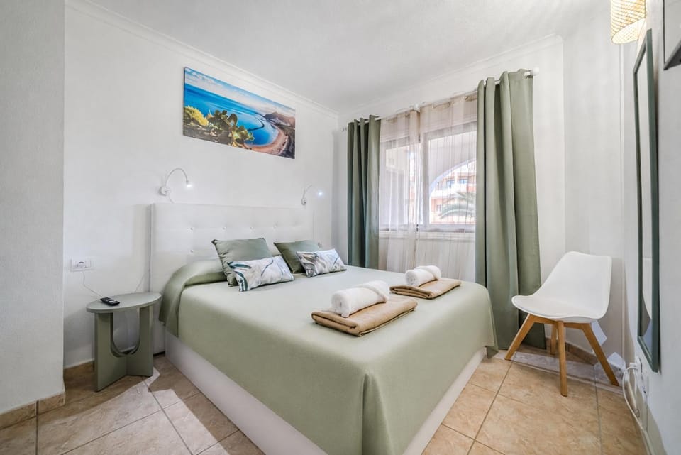 2 bedroom sea view Albatros Apartment in Abona