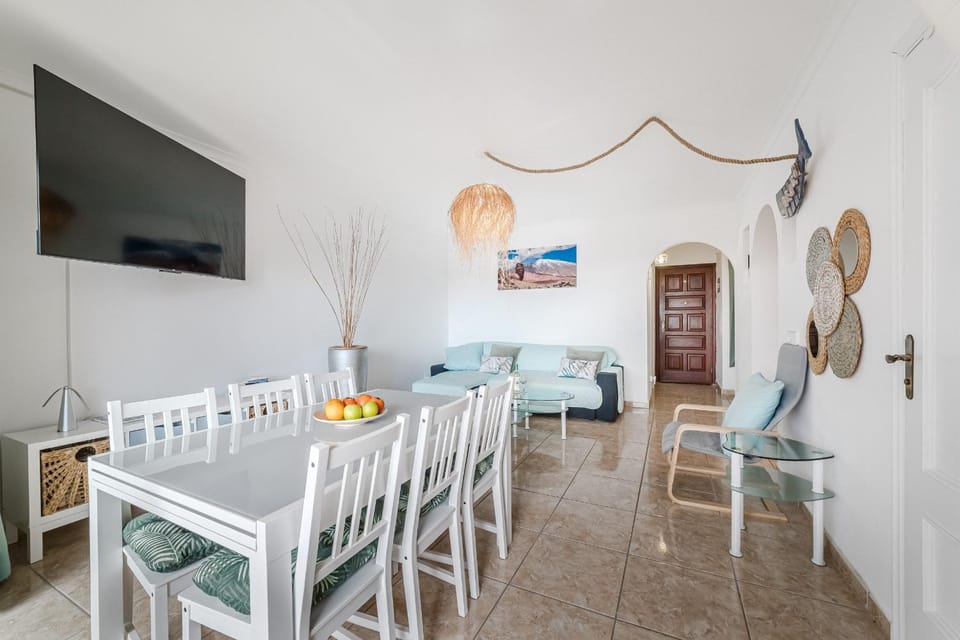 2 bedroom sea view Albatros Apartment in Abona