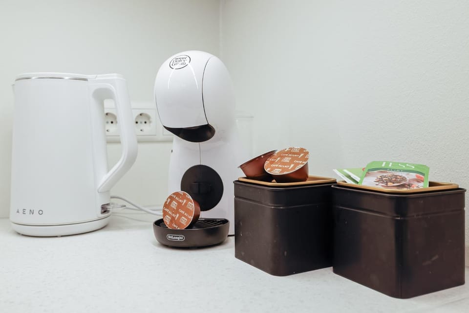 Coffee/tea facilities, Kitchen or kitchenette