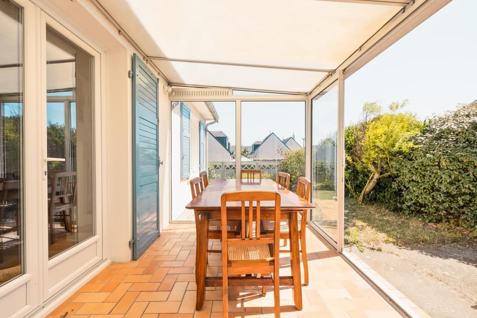 Maison Familiale 100m de la mer House in Barneville-Carteret