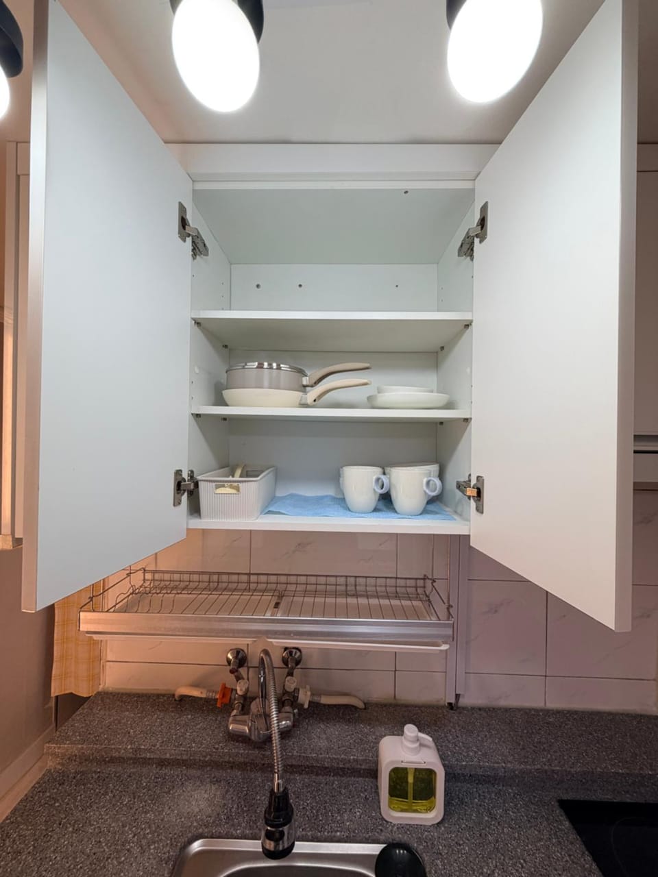 Cozy Studio Cheonho Apartment in Seoul