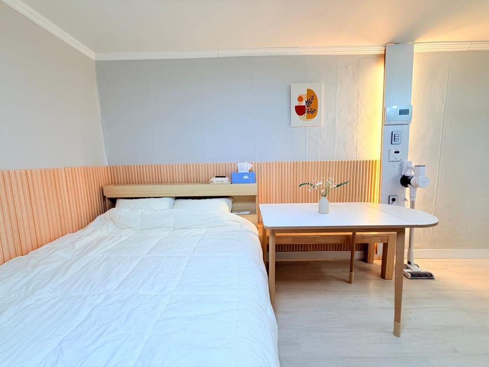 Cozy Studio Cheonho Apartment in Seoul