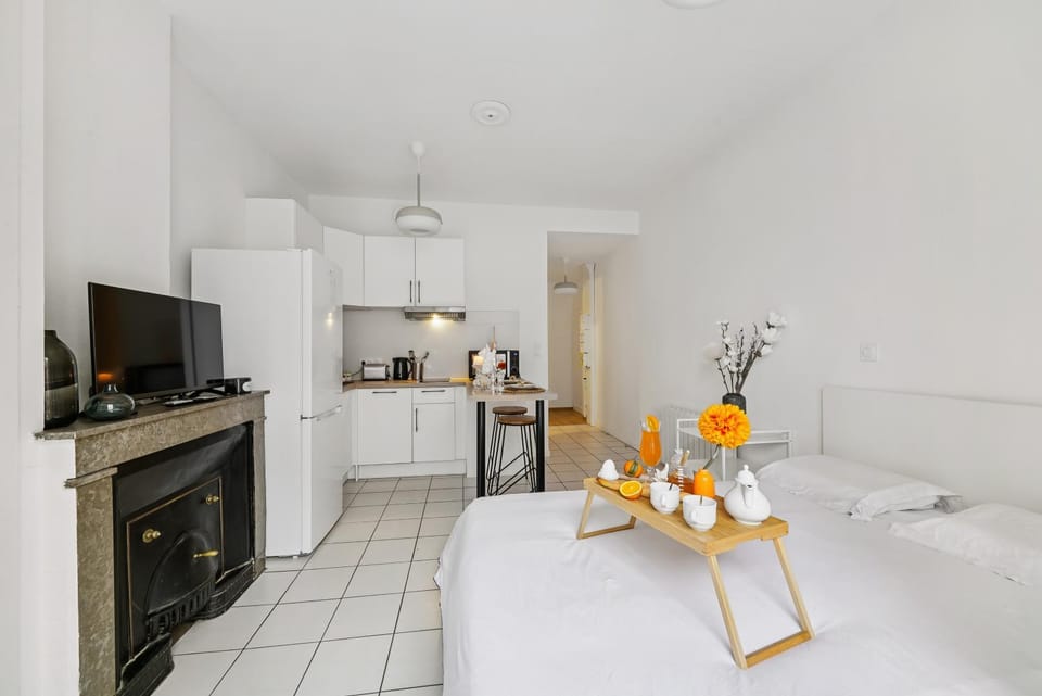 Property building, Bedroom