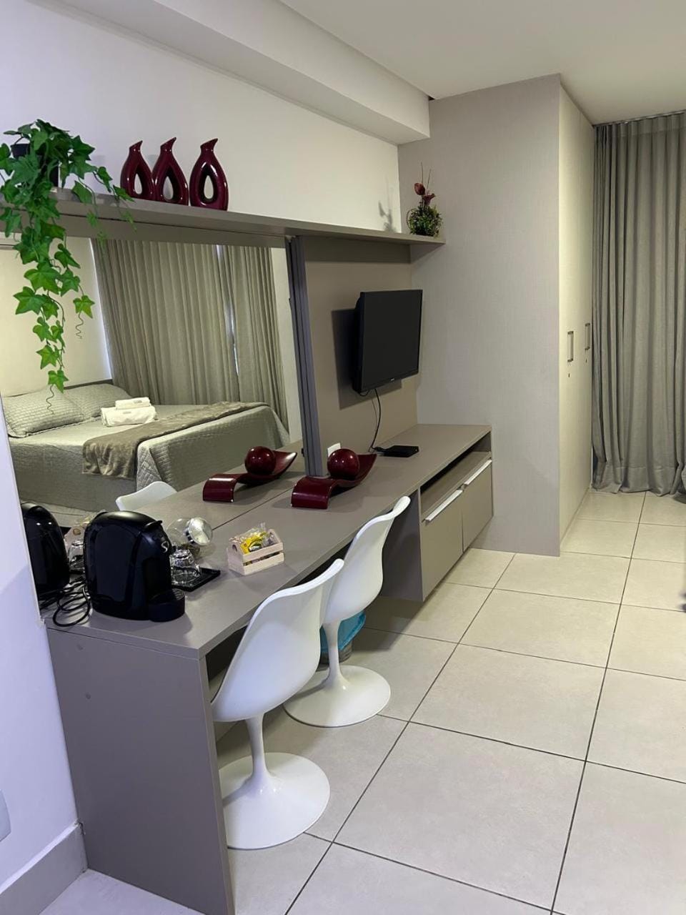TV and multimedia, Dining area