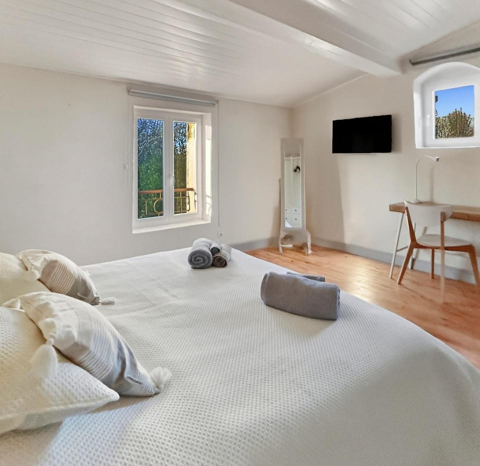 Spacieuse maison, piscine, jardin, parking privé Apartment in Nouvelle-Aquitaine