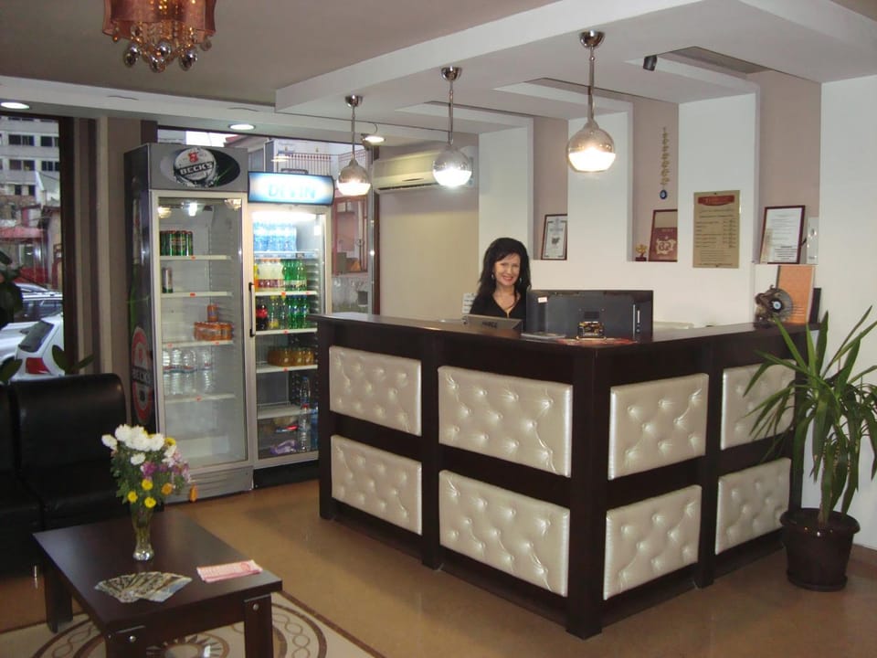 Staff, Lobby or reception