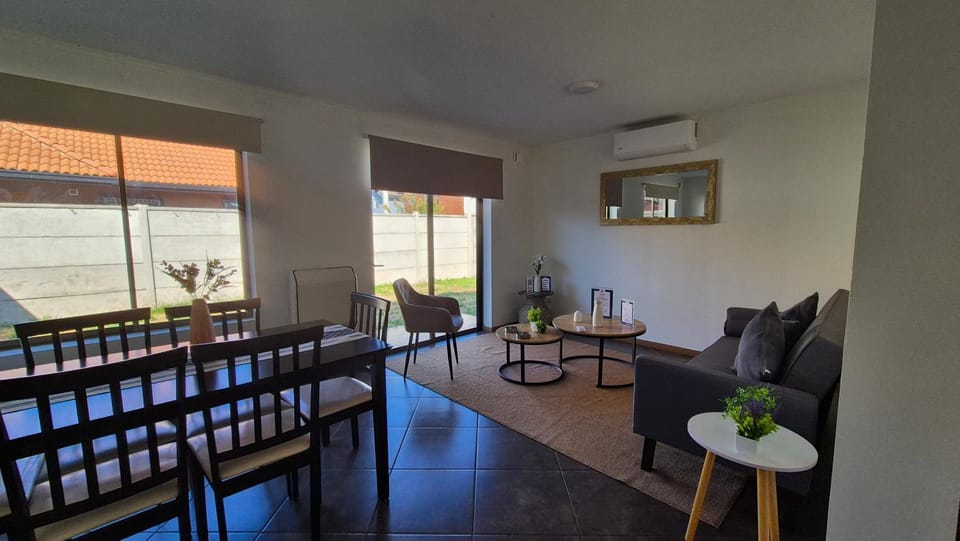 Living room, Seating area, Dining area, air conditioner