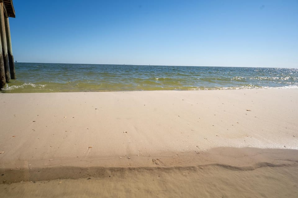 Sandy Bottoms - 104 Vargas Ct House in Dauphin Island