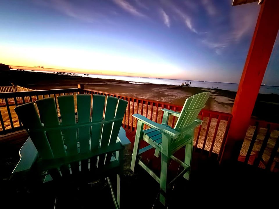 Sandy Cheeks - 2502 Bienville House in Dauphin Island