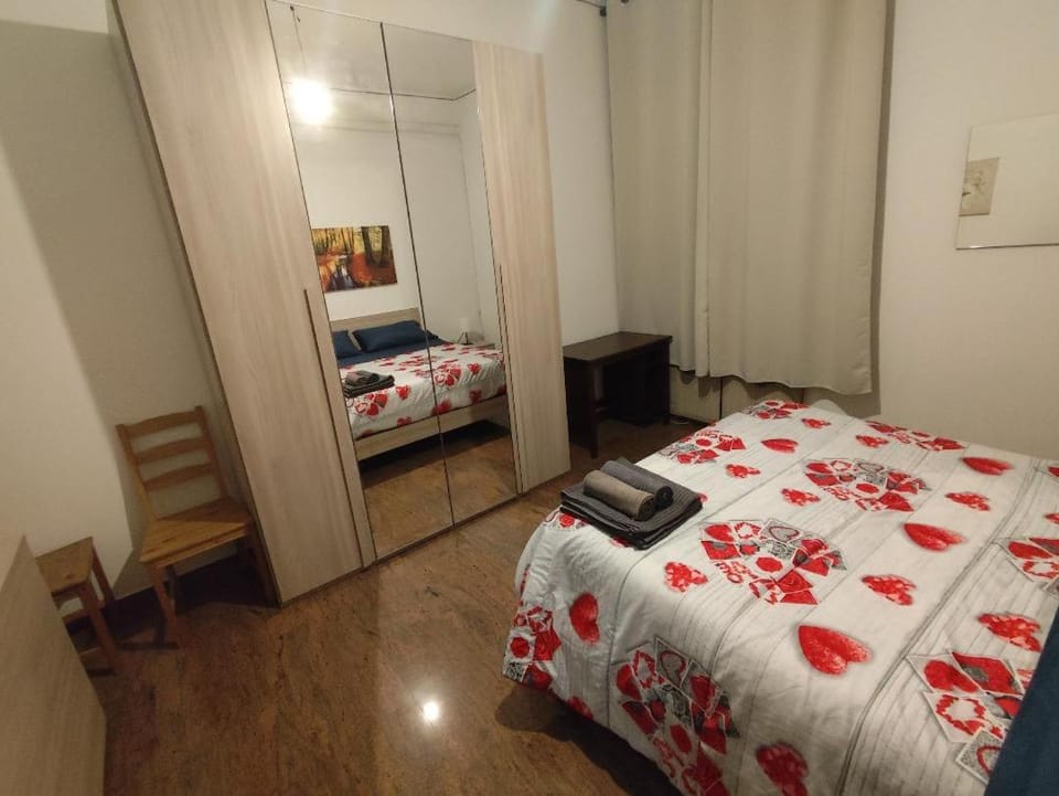 House Near Station - Bolognina - Villa Erbosa Apartment in Bologna