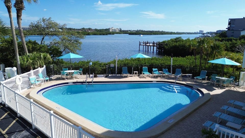 Bayview Villas 120 Villa in Indian Shores