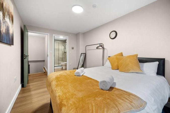 2BR Apartment in Cardiff’s Vibrant Roath Bed and Breakfast in Cardiff