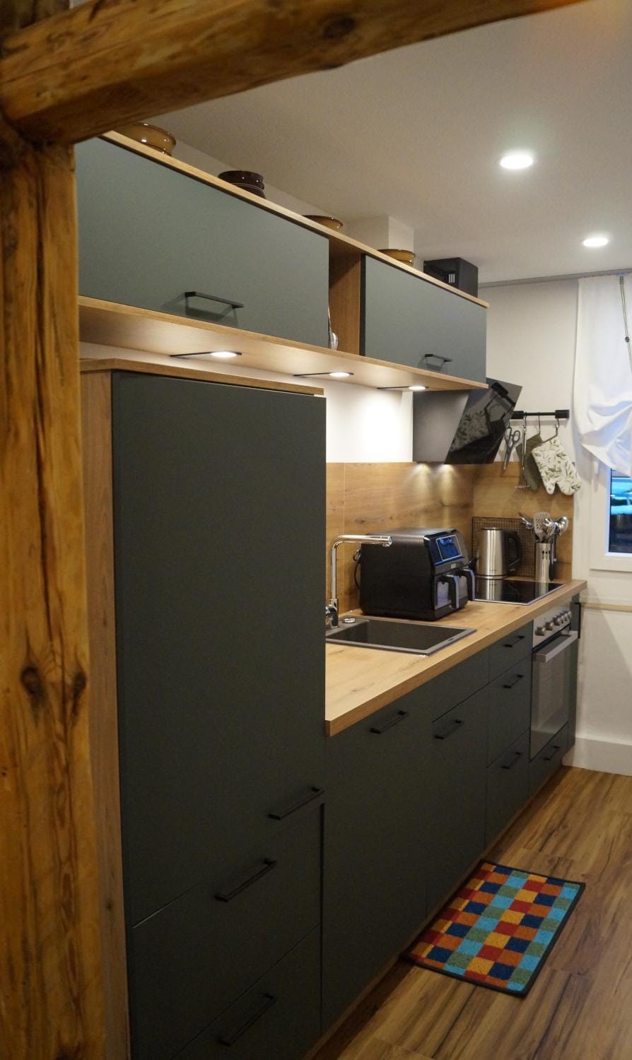 Kitchen or kitchenette, Living room