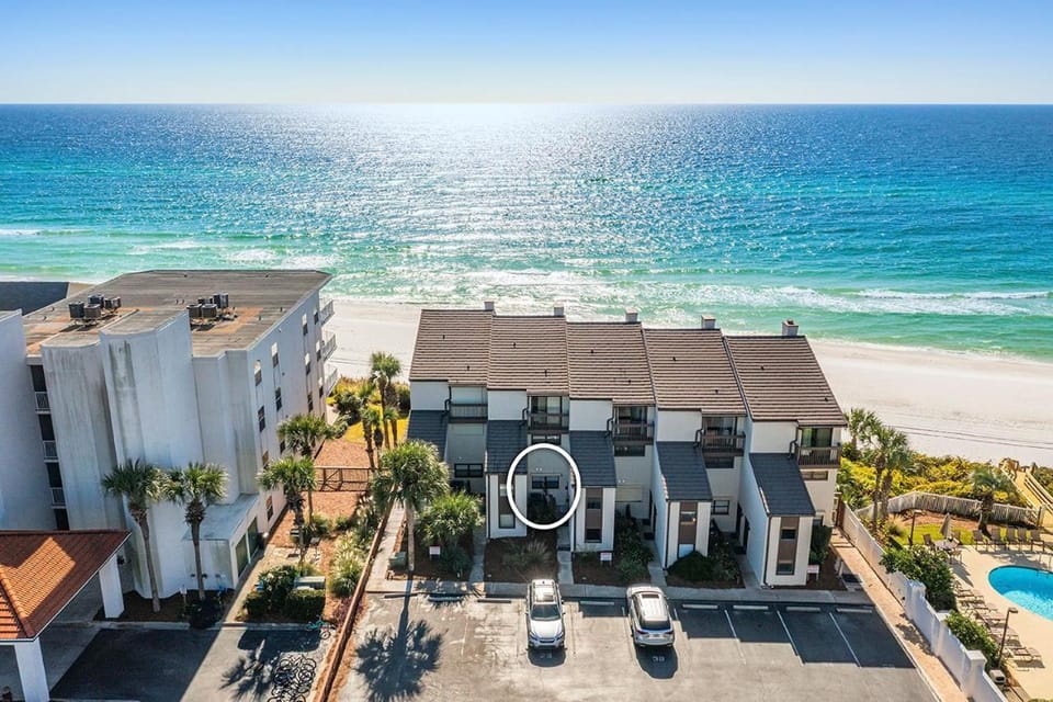 Dune Villas 2A - Gulf Front Vacation Condominium with Shared Pool House in South Walton County