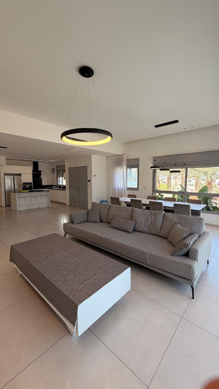 Penthouse Lotus 17 Private heated pool 4BR Apartment in Eilat