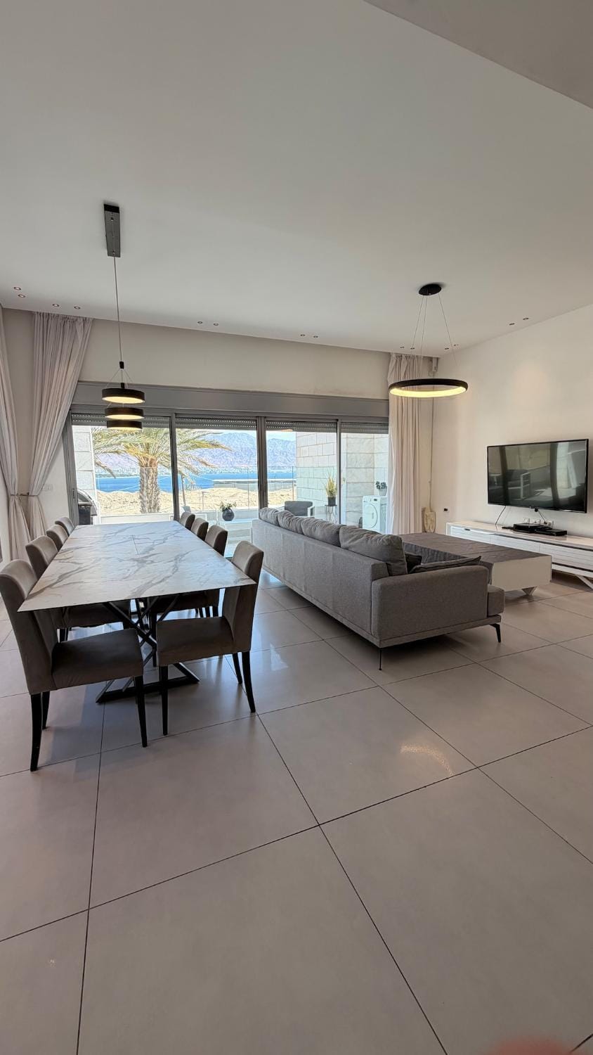 Penthouse Lotus 17 Private heated pool 4BR Apartment in Eilat
