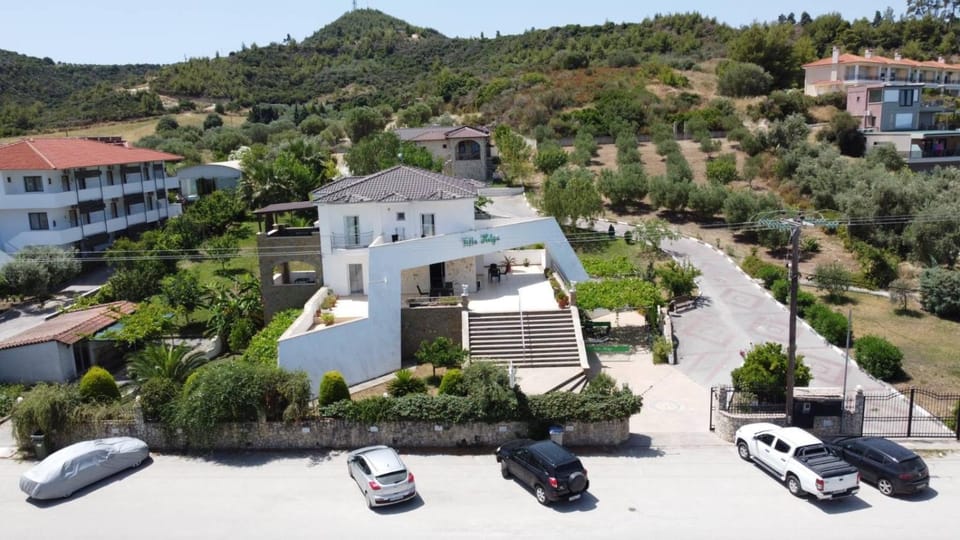 Villa Helga Deluxe Villa in Halkidiki
