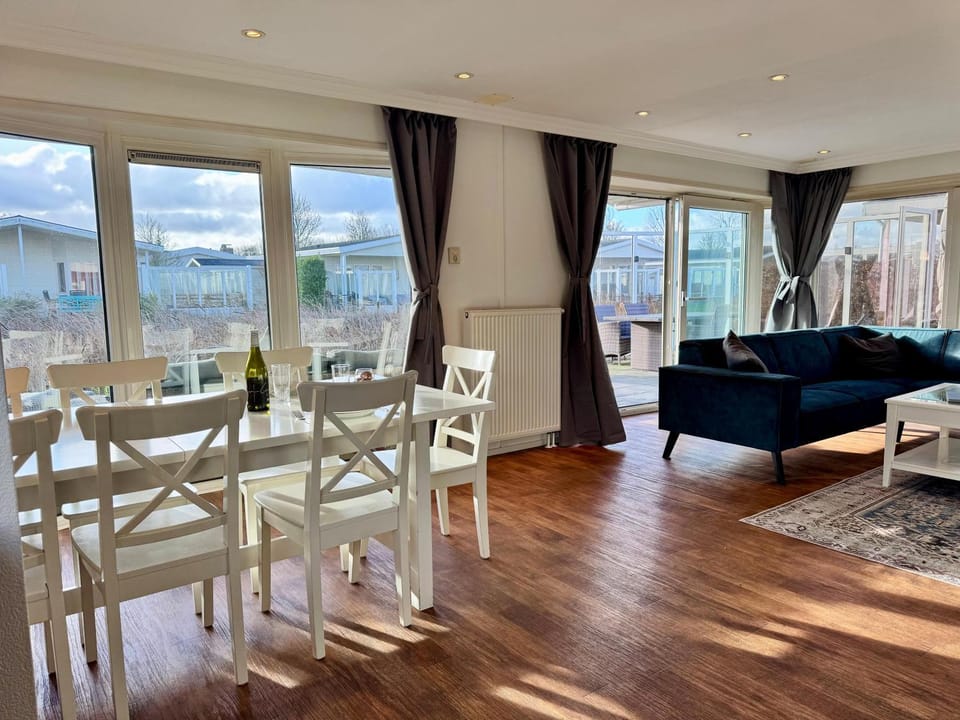 Breskens Chalet Maritim mit Zaun Haus Nr J267 House in Zeeland, Netherlands