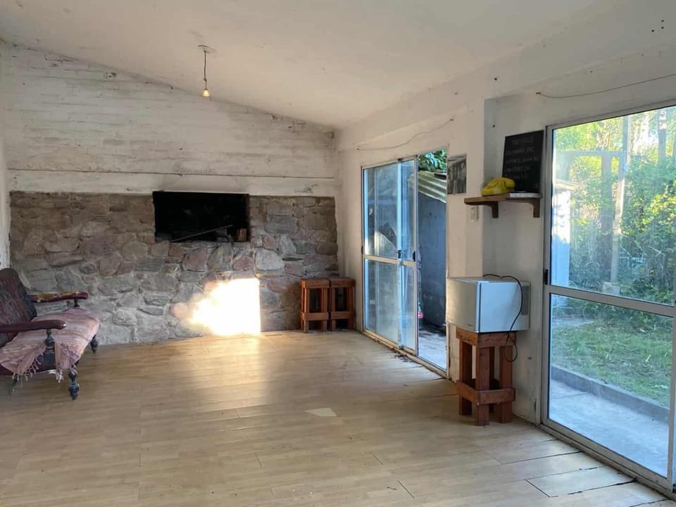 Casa con quincho en el Volcán House in San Luis Province, Argentina