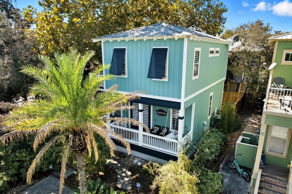 My Favorite Daughter - Near Beach Home with Firepit and Community Pool House in South Walton County