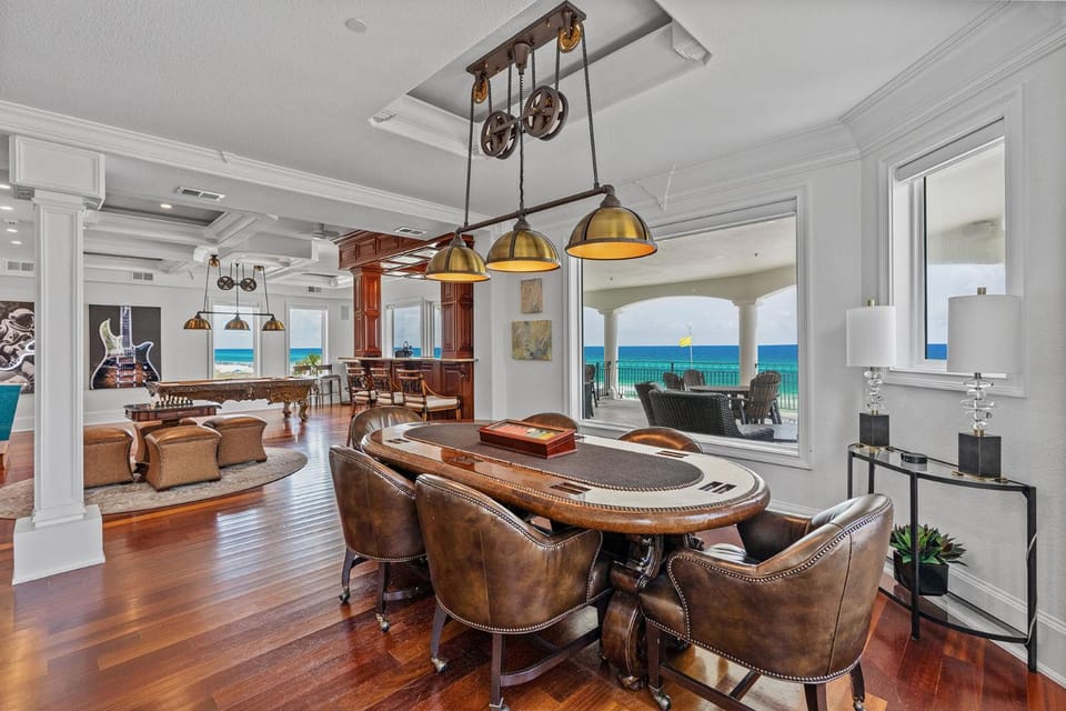 Palazzo Del Mar - Beachfront Estate with Private Beachfront Pool, Movie Theater, Poker Room, and Guest House House in Destin