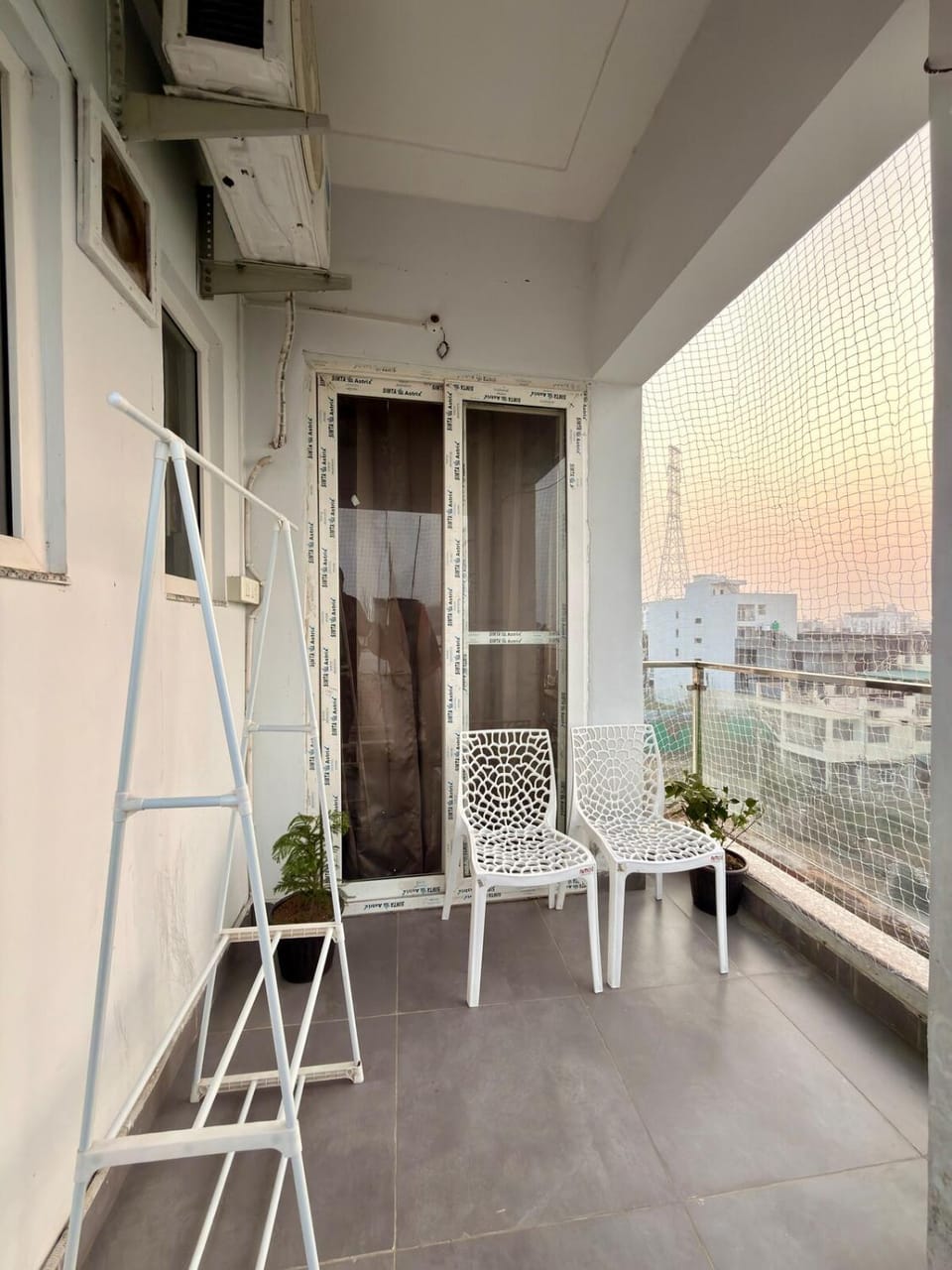The Hikari Stays Apartment in Rishikesh