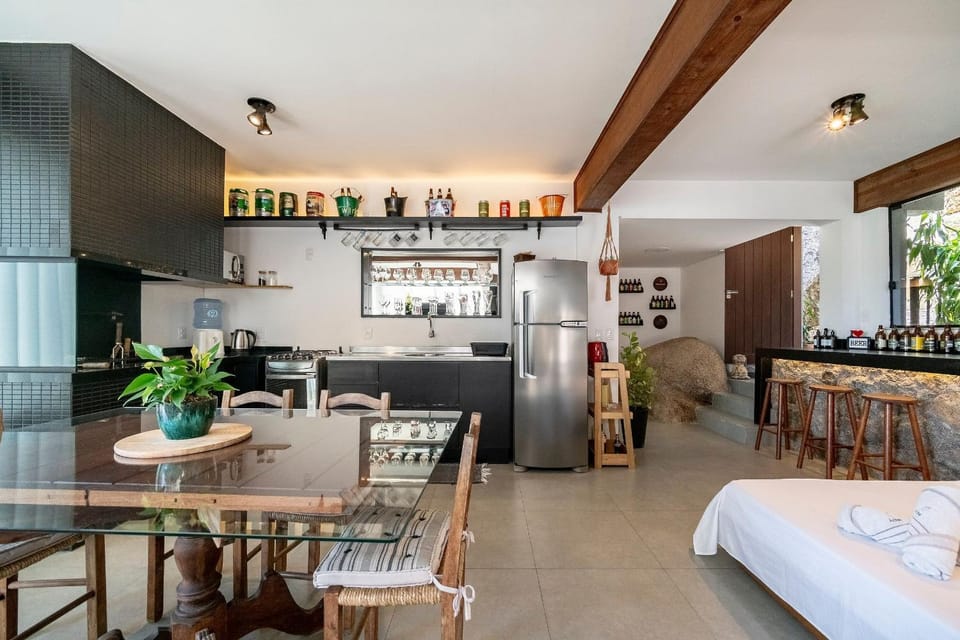 Apto Luna 1 dorm na Barra da Lagoa by Achei Apartment in Florianopolis