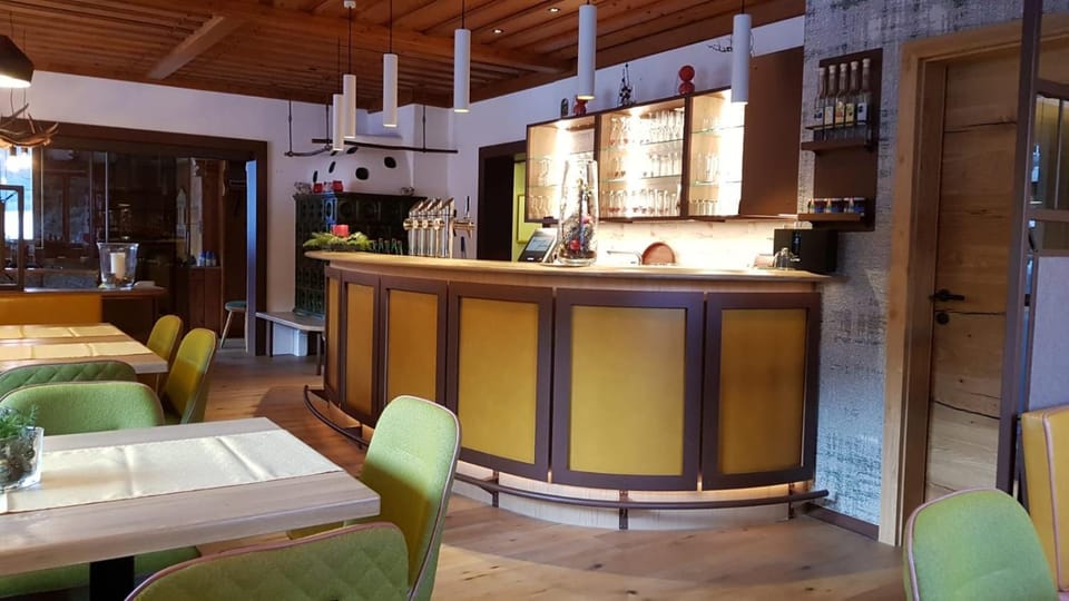 Lounge or bar