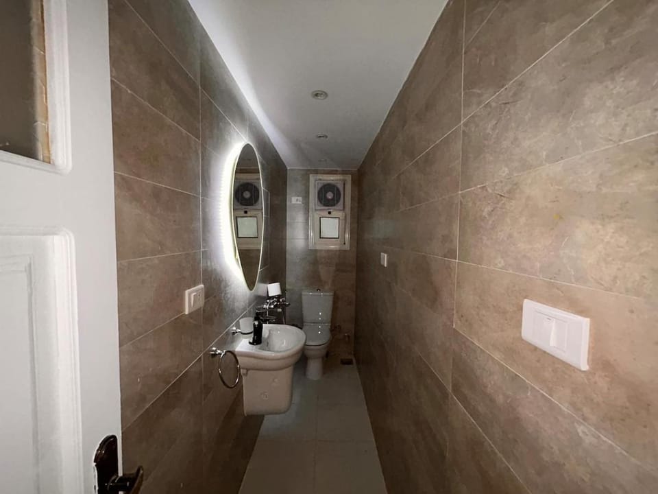 Contemporary Luxury Living in Nasr City Apartment in Cairo Governorate
