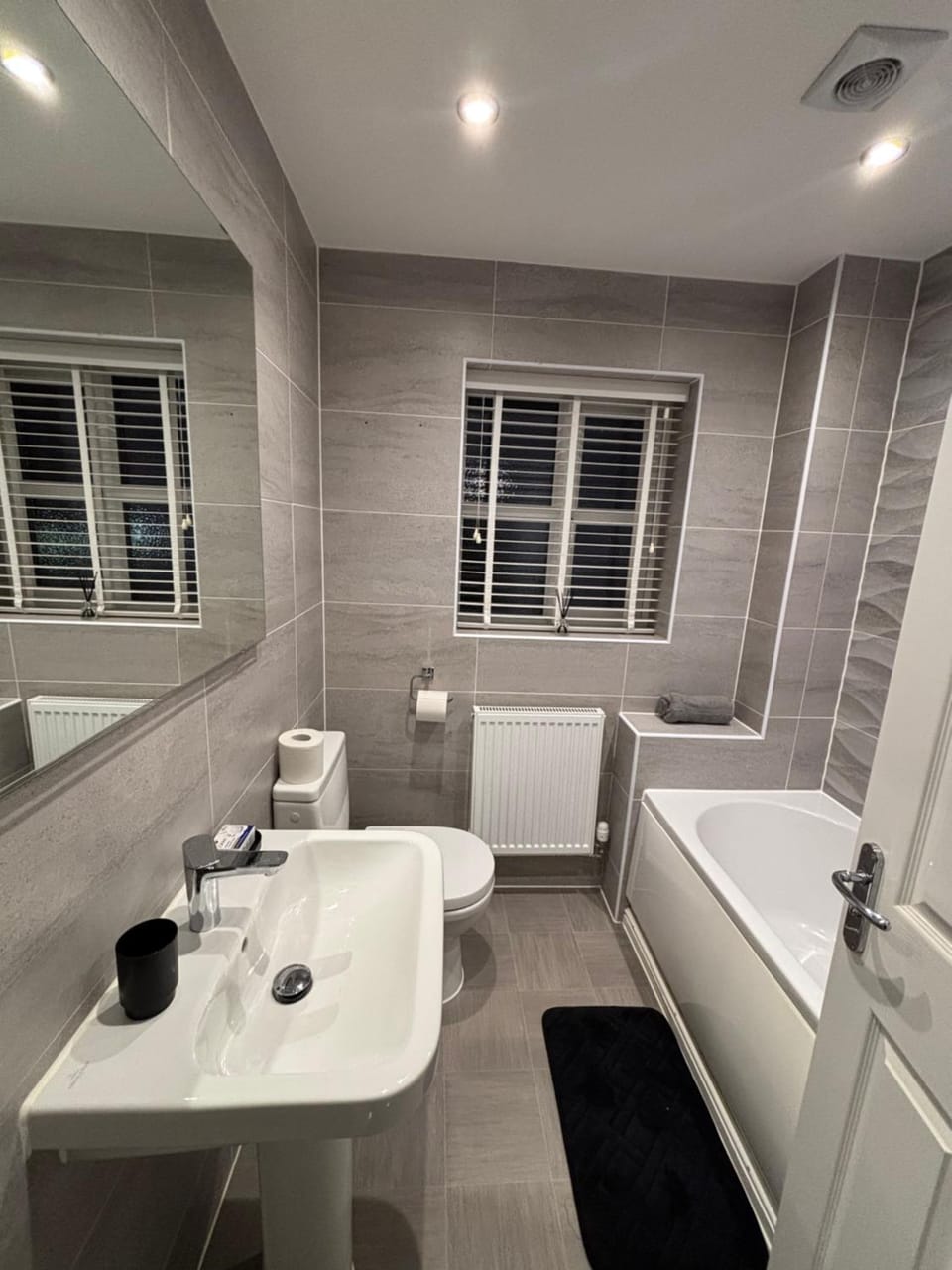 3Bd Coventry Stay-Parking-Business & Leisure House in Coventry