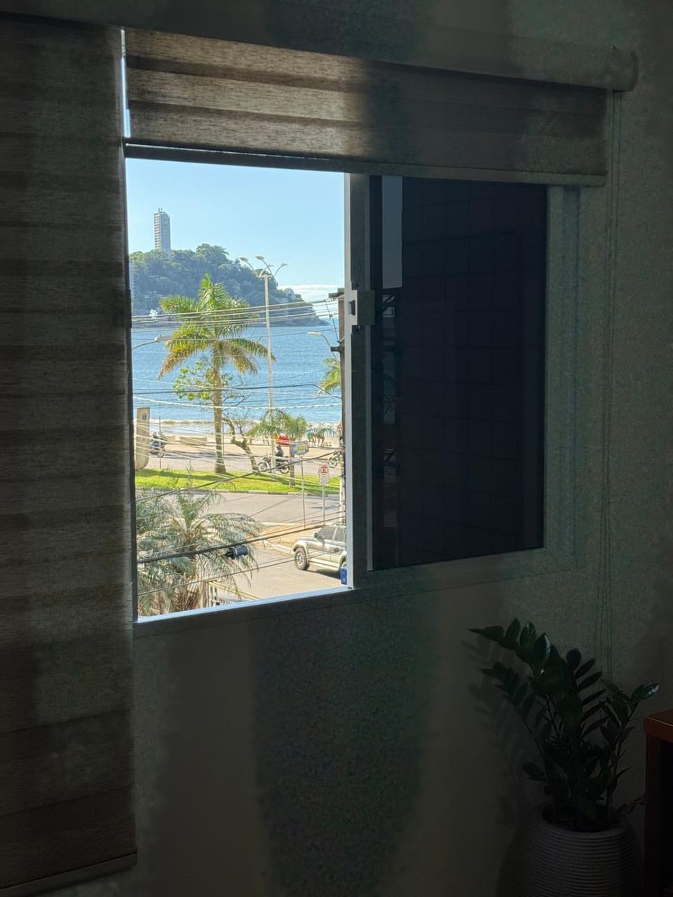 Apartamento em frente à praia do Gonzaguinha - São Vicente litoral de SP Apartment in Santos