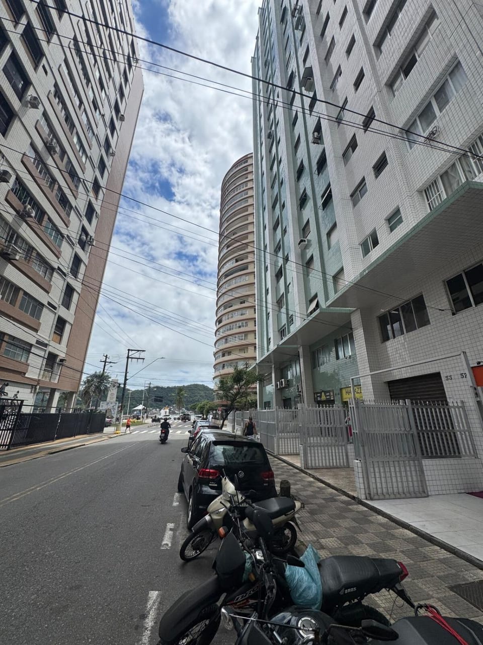 Apartamento em frente à praia do Gonzaguinha - São Vicente litoral de SP Apartment in Santos