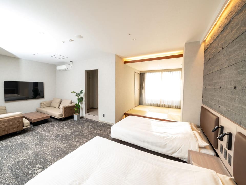 Toilet, Sauna, Bathroom, TV and multimedia, Balcony/Terrace, Living room, Photo of the whole room, Bedroom, Sea view, Open Air Bath, Bath, internet, air conditioner