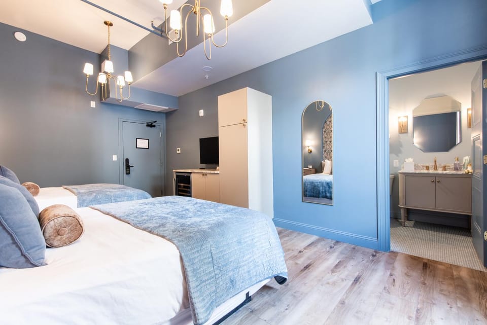 Hollyhock Suite 406 Apartment in Jefferson County